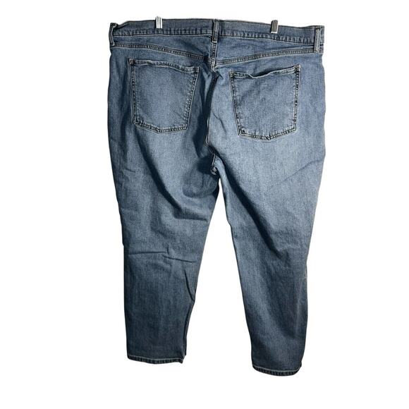 Old Navy Mid Rise Boyfriend Jeans Women’s Size 18 Kacee Wash Raw Hem Stretch - Picture 3 of 8